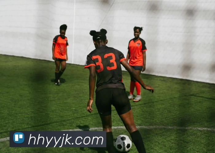 欧洲杯2024分组结果：各组关键对阵、夺冠热门考验与出线看点